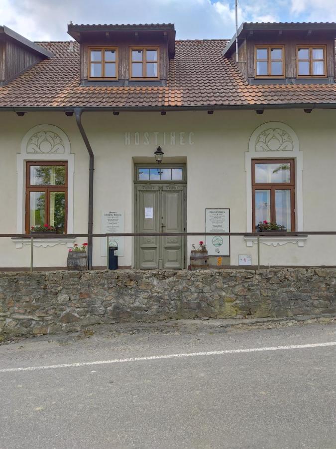 Hostinec U Zamecku Klokocov Buitenkant foto